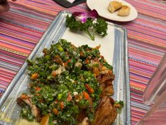 -香巴拉云南餐厅(华莱坞店)