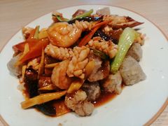 -小船渔村•大连菜•大连焖鱼(黄河路店)