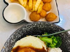 -新荔园茶餐厅(荔湾区府宿舍大院店)