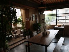 靠窗位-仙峰天然面包(迎宾路店)