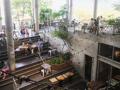 -ROAST coffee & eatery