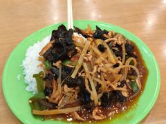 -华中科技大学东三学生食堂