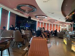 -荣誉国际酒店-云顶旋转餐厅