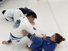-Flow巴西柔术拳击泰拳馆