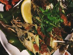 -东海岸人工湖美食村