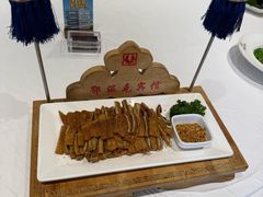 -白鹿苑蒙餐(鄂温克宾馆店)