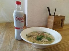 肥肉饼汤面-潮面(东方新天地店)