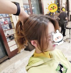 -AKOZO Beauty Salon