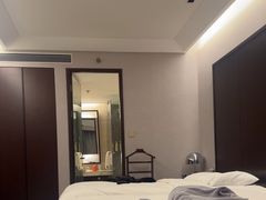 -上海龙之梦万丽酒店