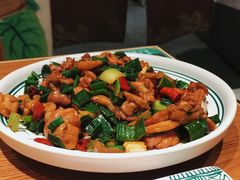 宣威小炒肉-云海肴·汽锅鸡·云南菜(高德置地店)
