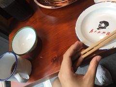 -炉小二铜锅牛蛙•川湘菜(三里屯店)