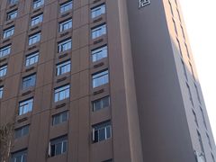 -杭州西湖湖滨银泰亚朵酒店
