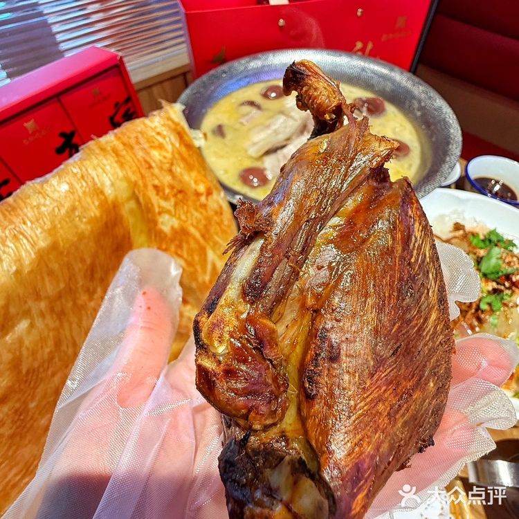 北京探店 | 燕郊烧鸽子，一口就沦陷！