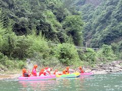 -安吉龙王山峡谷漂流
