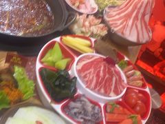-赵美丽·重庆社区火锅·直营店(火车东站·中豪国际店)