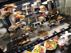 零售区-星巴克臻选(深圳海上世界店)