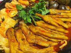 田螺鸭脚煲-老表记广西宵夜螺蛳鸭脚煲(西大店)