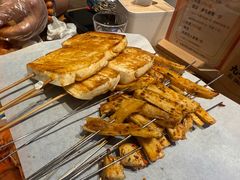 -华府九号海鲜烧烤大排档(龙域店)