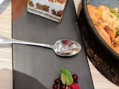 -必胜客(百联又一城店)
