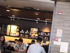 大堂-星巴克(广州东圃天银店)