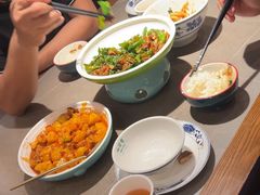 -山涧肴·湘味家肴(松岗满纷天地店)