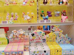 -泡泡玛特POPMART(蓝色港湾店)