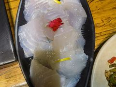 -老牌坊云南鱼豆花火锅(爱建店)