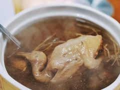 -大石鼓山庄·珠海第一烧猪