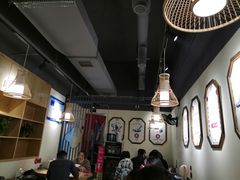 大堂-聚鑫朋酸菜肥肠(文艺路口店)