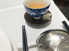 -红鼎豆捞·非遗鲍皇汤火锅(宝丰路店)