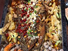 东来霸道烤鱼-东来菜馆•手抓海鲜家常菜•海鲜锅贴(鸽子窝店)