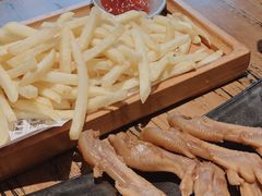 -汉森熊啤酒屋(雨耕山店)