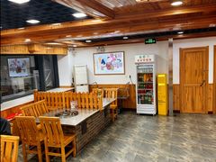 -屯老二农家铁锅炖·行业领军者(梅江店)