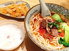 番茄牛肉粉-俏凤凰(美林M·LIVE天地东座店)