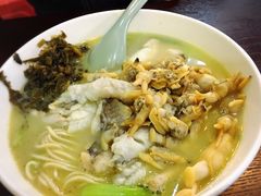 -明呈黄鱼面馆(斜土路店)