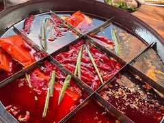 -正南齊北重庆老火锅(光华村直营店)