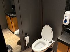 -WOLFGANG PUCK KITCHEN & BAR(迪士尼小镇店)