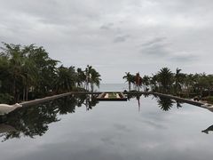 -亚龙湾喜来登·美景台大堂吧