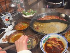 虫草花鸡汤鸳鸯锅-萍姐火锅·公路夜市(南京新街口店)