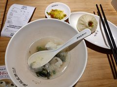 -凤起龙游老面包子(凯德晶品店)