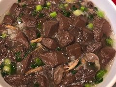 -侬佳蒸菜馆(听潮店)