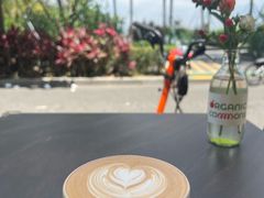 -ommo cafe(半岛城邦店)