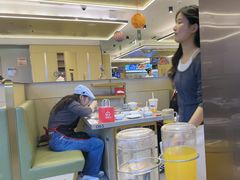 -海底捞火锅(振华广场生日主题店)