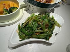 豆鼓鳞鱼油麦菜-荔粥记潮汕砂锅粥(太湖路店)
