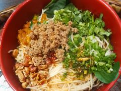 成都担担面-爆炸头阿姨小四川正宗川味小吃(无任何分店)