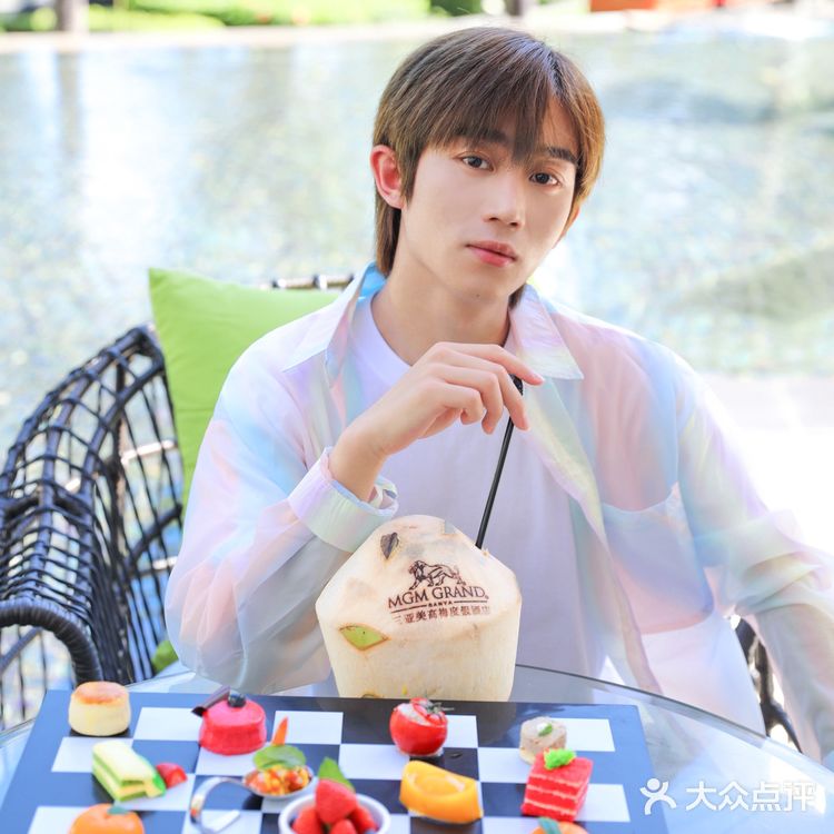 基本每间房间都可以看到海，房间内有一个独立的阳台