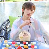 基本每间房间都可以看到海，房间内有一个独立的阳台