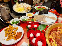 -小龙翻大江文化火锅(宽窄店)