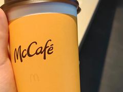 -麦当劳(广州南站B10检票口楼上)