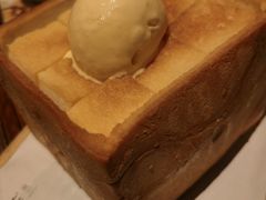 面包诱惑-绿茶餐厅(王府井永宁门店)
